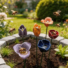 Carica l'immagine nel visualizzatore di Gallery, Biotopi in ceramica per api, fatti a mano e resistenti alle intemperie – Set (6)