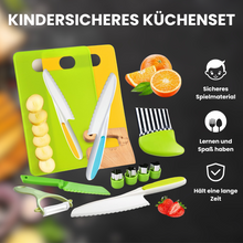 Carica l'immagine nel visualizzatore di Gallery, Set da cucina Montessori per bambini, sicuro e biologico, incl. 2 taglieri GRATIS per bambini