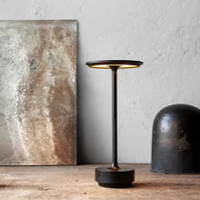 Carica l'immagine nel visualizzatore di Gallery, EcoLume - Lampada
