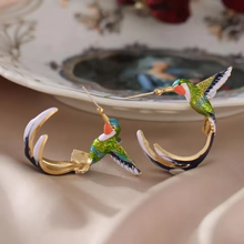 Carica l'immagine nel visualizzatore di Gallery, Orecchini Incanto del Colibrì – Gioco di colori dei Tropici
