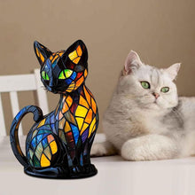 Lade das Bild in den Galerie-Viewer, Leuchtkatze – Die handgefertigte Lampe, die Herzen erstrahlen lässt
